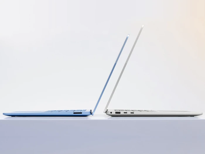 Microsoft Surface Laptop 7 15", schwarz, Snapdragon X Elite - X1E-80-100, 16GB RAM, 1TB SSD, DE
