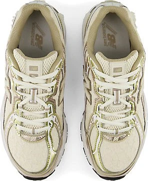 New Balance 740 sea salt/silver metallic