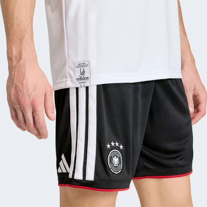 adidas FIFA WM 2026 Deutschland Authentic Heimshorts schwarz (Herren)