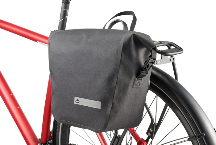 Merida Expert City Stripe Gepäcktasche schwarz/grau