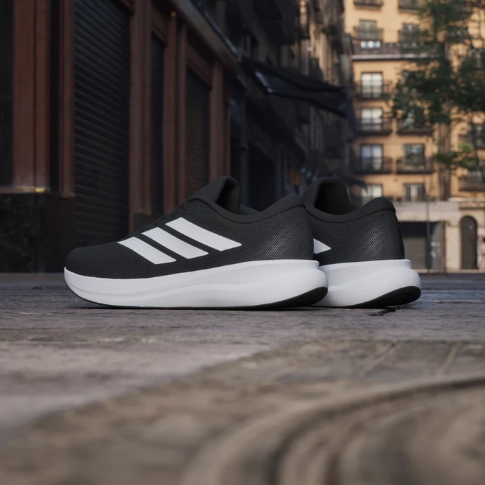adidas Runfalcon 6 core black/cloud white/carbon (Herren)