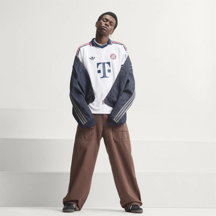adidas FC Bayern München Authentic 2026/2027 Auswärtstrikot kurzarm (Herren)