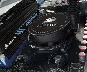 Corsair Hydro Series H70 [Sockel 775/1150/1155/1156/1366/AM2/AM2+/AM3/AM3+]