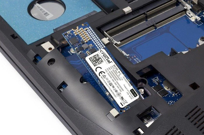 Crucial MX300 525GB, M.2 2280 / B-M-Key / SATA 6Gb/s