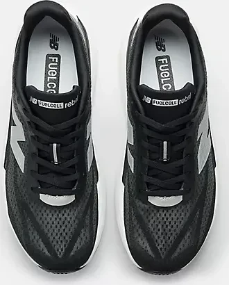New Balance FuelCell Rebel v5 black/silver metallic/white (Herren)