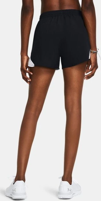 Under Armour Fly By 8cm Hose kurz schwarz/weiß (Damen)