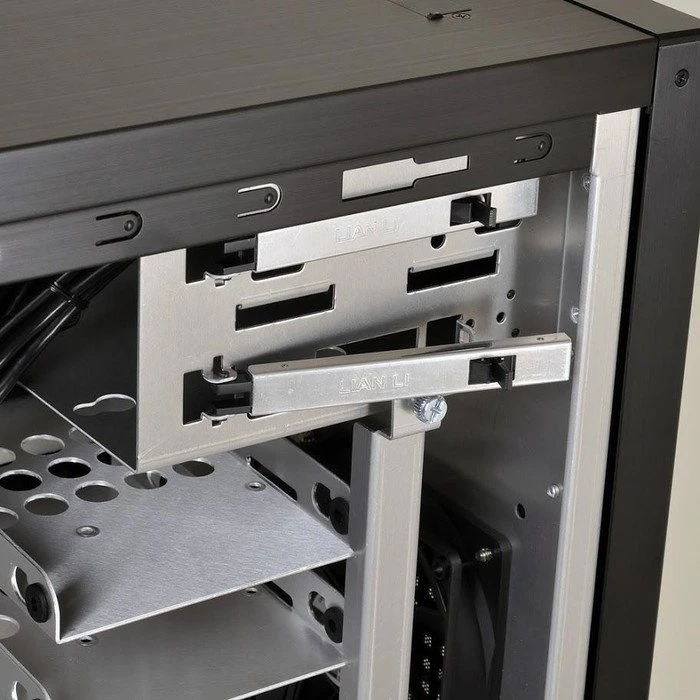 Lian Li PC-7NB schwarz