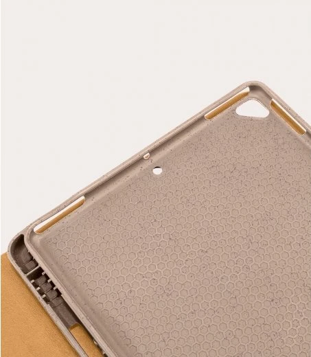 Tucano Verde biodegradable Case für Apple iPad (7/8/9.Gen) 10.2", beige