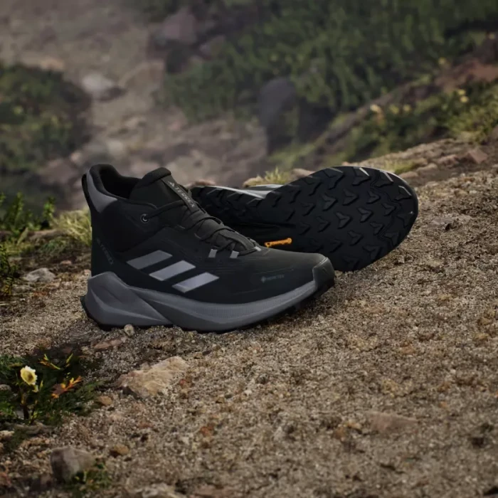 adidas Terrex Trailmaker 2.0 Mid GTX core black/carbon/grey four (Damen)