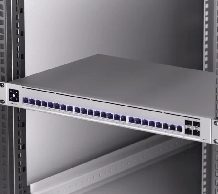 Ubiquiti UniFi Pro HD 24 Rackmount 2.5G Smart Switch, 24x RJ-45, 4x SFP+