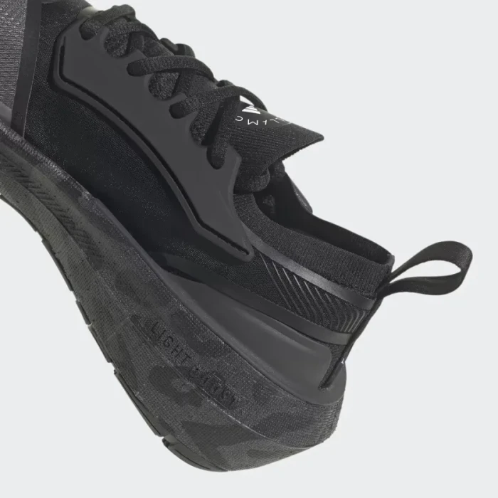 adidas Ultraboost Light core black/cloud white (Damen)