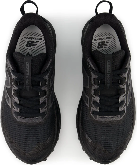 New Balance FuelCell Rebel Trail black/black metallic (Damen)