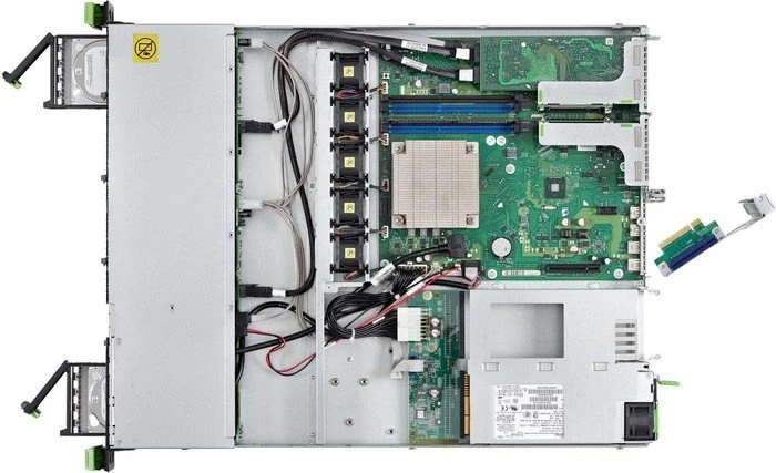 Fujitsu Primergy RX1330 M2 SFF hot-plug, Xeon E3-1230 v5, 16GB RAM, 4TB HDD, 1HE, Windows Server 2012 R2 Datacenter