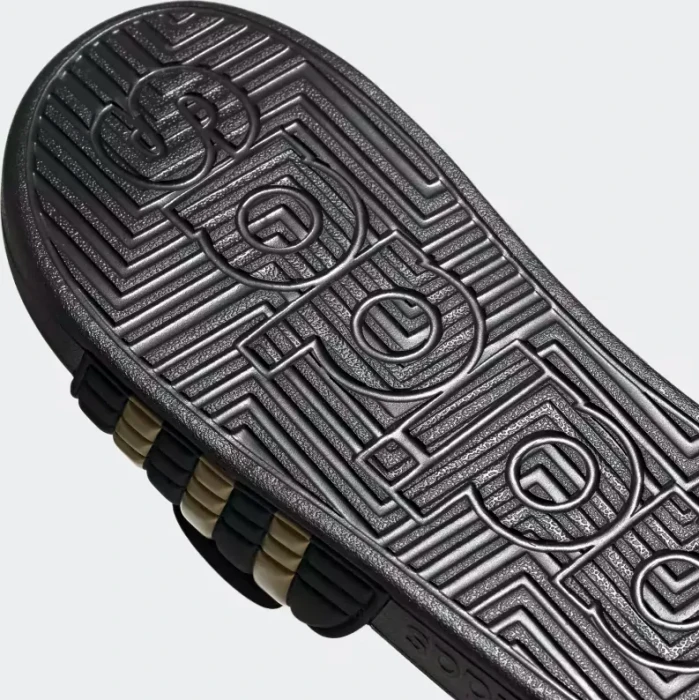 adidas Adissage core black/gold metallic
