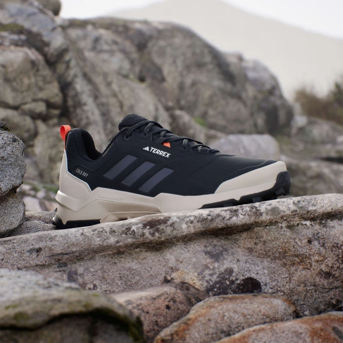 adidas Terrex AX4 Beta Cold.RDY core black/carbon/semi impact orange (Herren)
