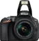 Nikon D5600 mit Objektiv AF-P DX 18-55mm 3.5-5.6 G VR und AF-P DX 70-300mm 4.5-6.3 G ED VR Vorschaubild