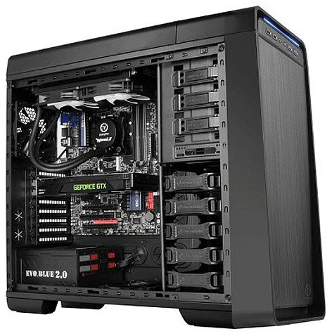 Thermaltake Urban S71, Acrylfenster