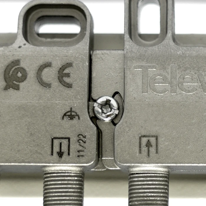 Televes SAV 614 FZ 6-fach F-Verteiler 5...2400 MHz 12/11 dB