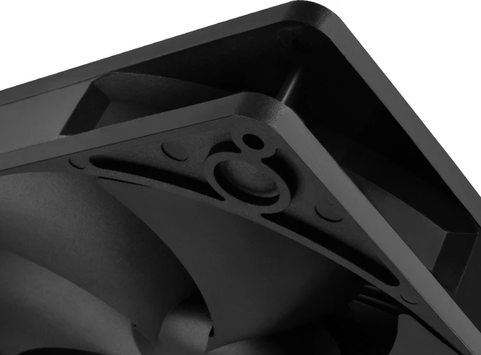 SilverStone AP183, 180mm