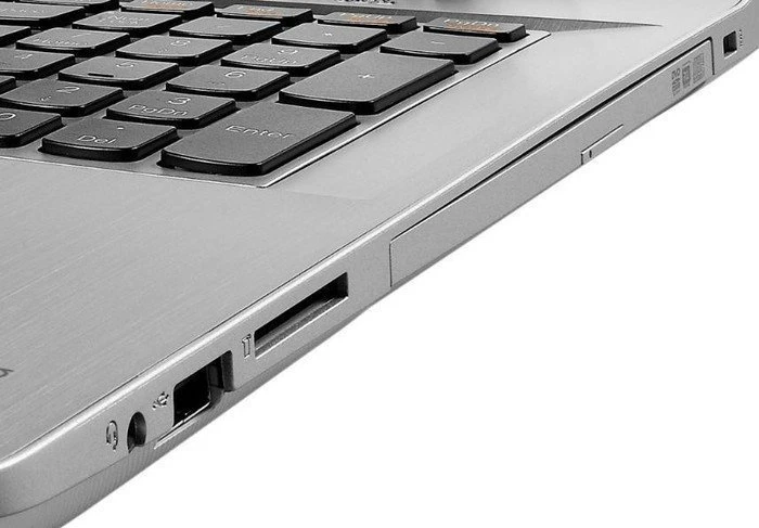 Lenovo IdeaPad 500-15ISK, weiß, Core i5-6200U, 8GB RAM, 256GB SSD, Radeon R7 M360, DE