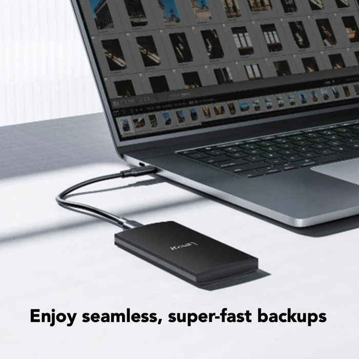 Lexar SL300 Portable SSD, 2TB, USB-C 3.1
