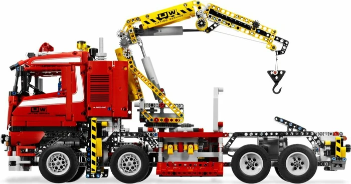 LEGO Technic - Truck mit Power Schwenkkran