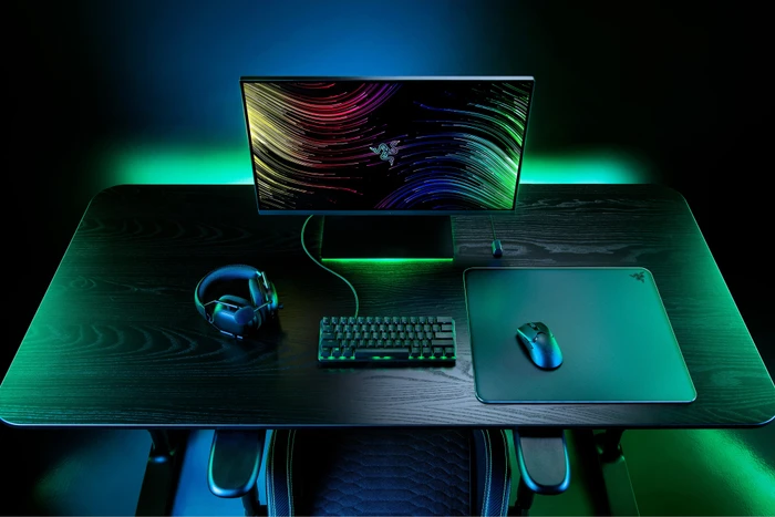 Razer Atlas Gaming-Mauspad aus gehärtetem Glas, 450x400mm, schwarz