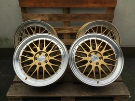 Ultra Wheels LM 8.5x19 5/112 ET30 (verschiedene Farben)