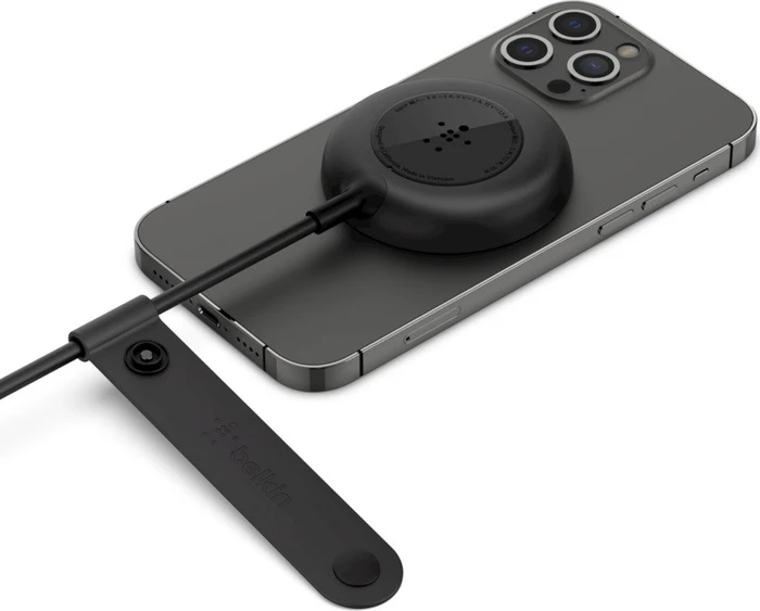 Belkin BoostCharge Magnetic Portable Wireless Charger Pad 7.5W