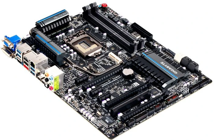 GIGABYTE GA-Z77X-UP5 TH (Intel 1155)