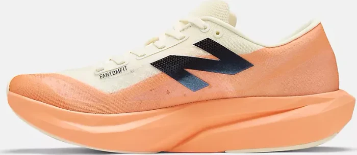 New Balance FuelCell Rebel v4 hot mango/angora/black (Herren)