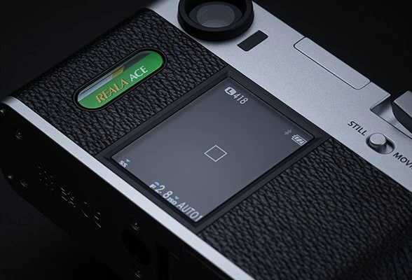 Fujifilm X half X-HF1 silber