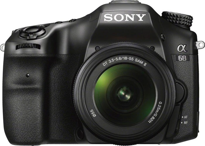 Sony Alpha 68 mit Objektiv 18-55mm 3.5-5.6 DT SAMII