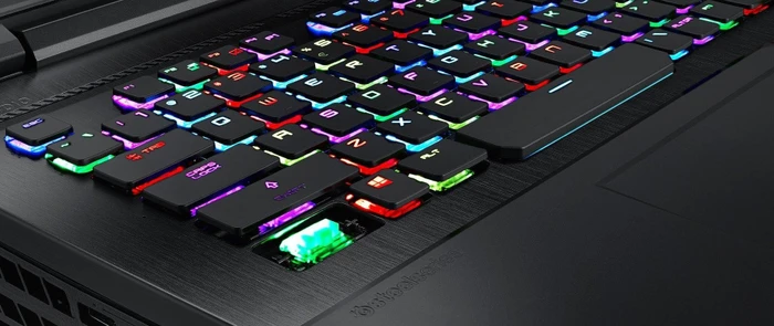 MSI GT75VR 7RE-014 Titan, Core i7-7700HQ, 16GB RAM, 256GB SSD, 1TB HDD, GeForce GTX 1070, DE