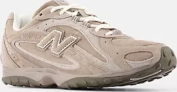 New Balance 204L mushroom/arid stone