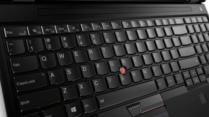 Lenovo ThinkPad P50, Core i7-6820HQ, 16GB RAM, 512GB SSD, Quadro M1000M, DE
