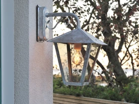 Konstsmide Benu E27 26cm Wandleuchte hängend silber