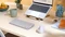 Logitech Lift for Mac Vertical Ergonomic Mouse, Off-White, Logi Bolt, USB/Bluetooth Vorschaubild