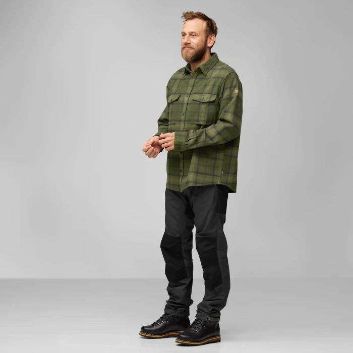 Fjällräven Övik Twill Hemd langarm deep forest/green (Herren)