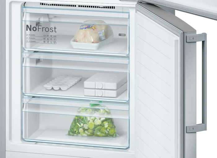 Bosch Serie 6 KGN49AI31
