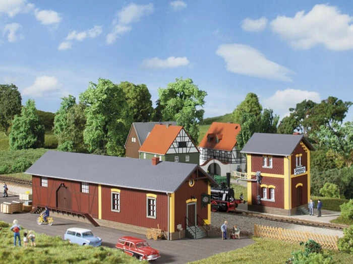 Auhagen Bahnhof Steinbach mit Wasserhaus