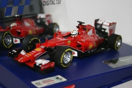 Carrera Digital 132 Ferrari SF 15-T S.Vettel No.05