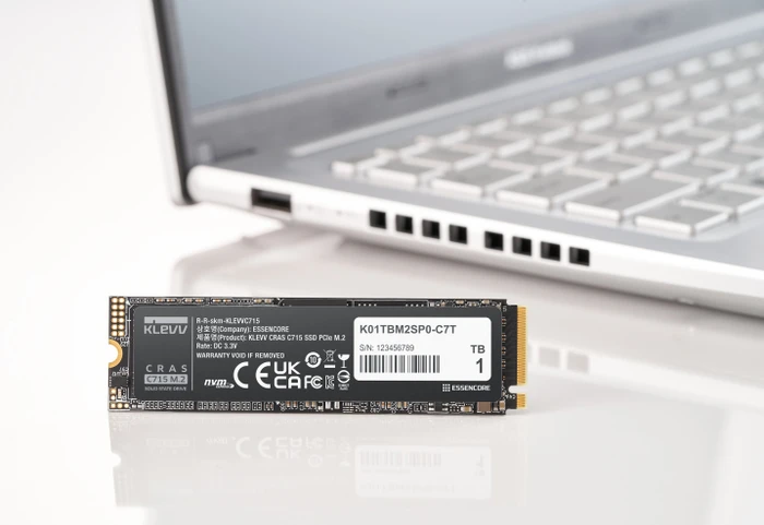 Klevv Cras C715 1TB, M.2 2280 / M-Key / PCIe 3.0 x4