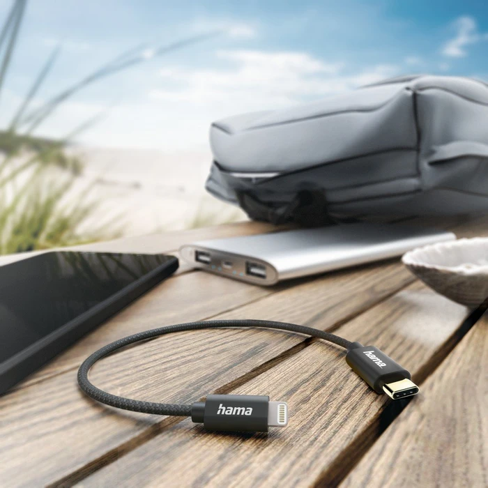 Hama Ladekabel USB-C/Lightning 0.2m Nylon schwarz