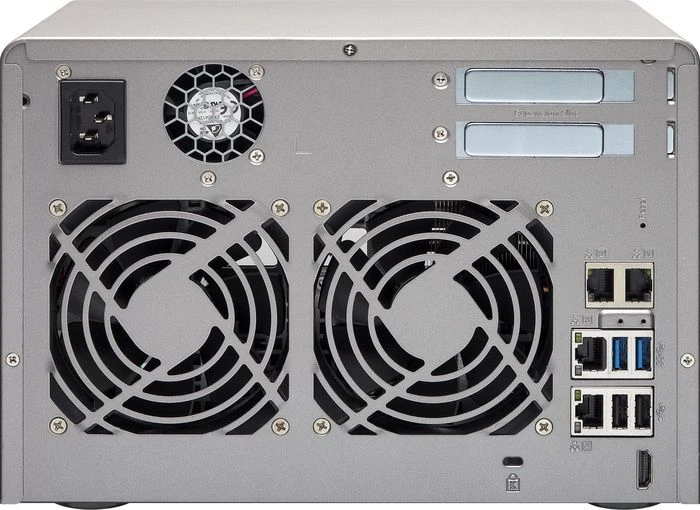 QNAP TVS-671-PT-4G, 4GB RAM, 4x RJ-45 1000Base-T, 3x USB-A 3.0