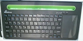 MediaRange kompakte Multi-pairing Funk-Tastatur mit 78 Tasten und Touchpad, schwarz/grün, Bluetooth, GR/US (MROS131-GR)