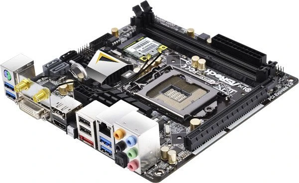 ASRock Z77E-ITX (Intel 1155)