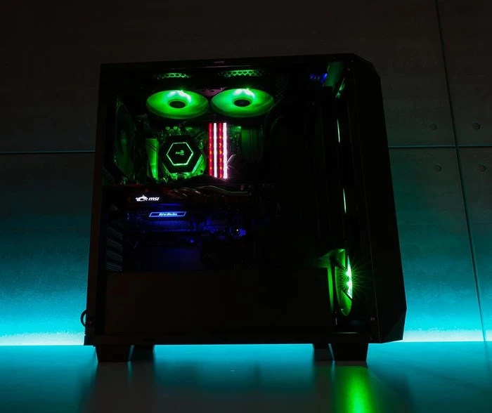 AeroCool Project7 P7-C0 Pro schwarz, Glasfenster