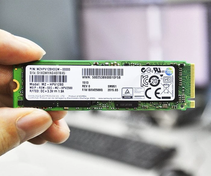 Samsung SSD SM951 512GB, M.2 2280 / M-Key / PCIe 3.0 x4