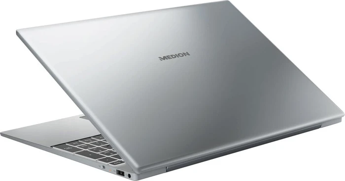 Medion Akoya E15412, Core i7-1165G7, 16GB RAM, 512GB SSD, DE